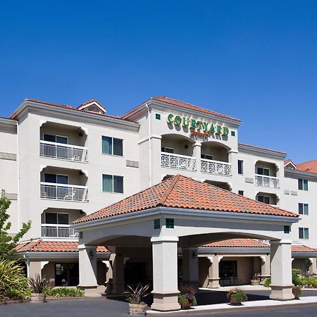 Hotel Courtyard Novato Marin/Sonoma Zewnętrze zdjęcie