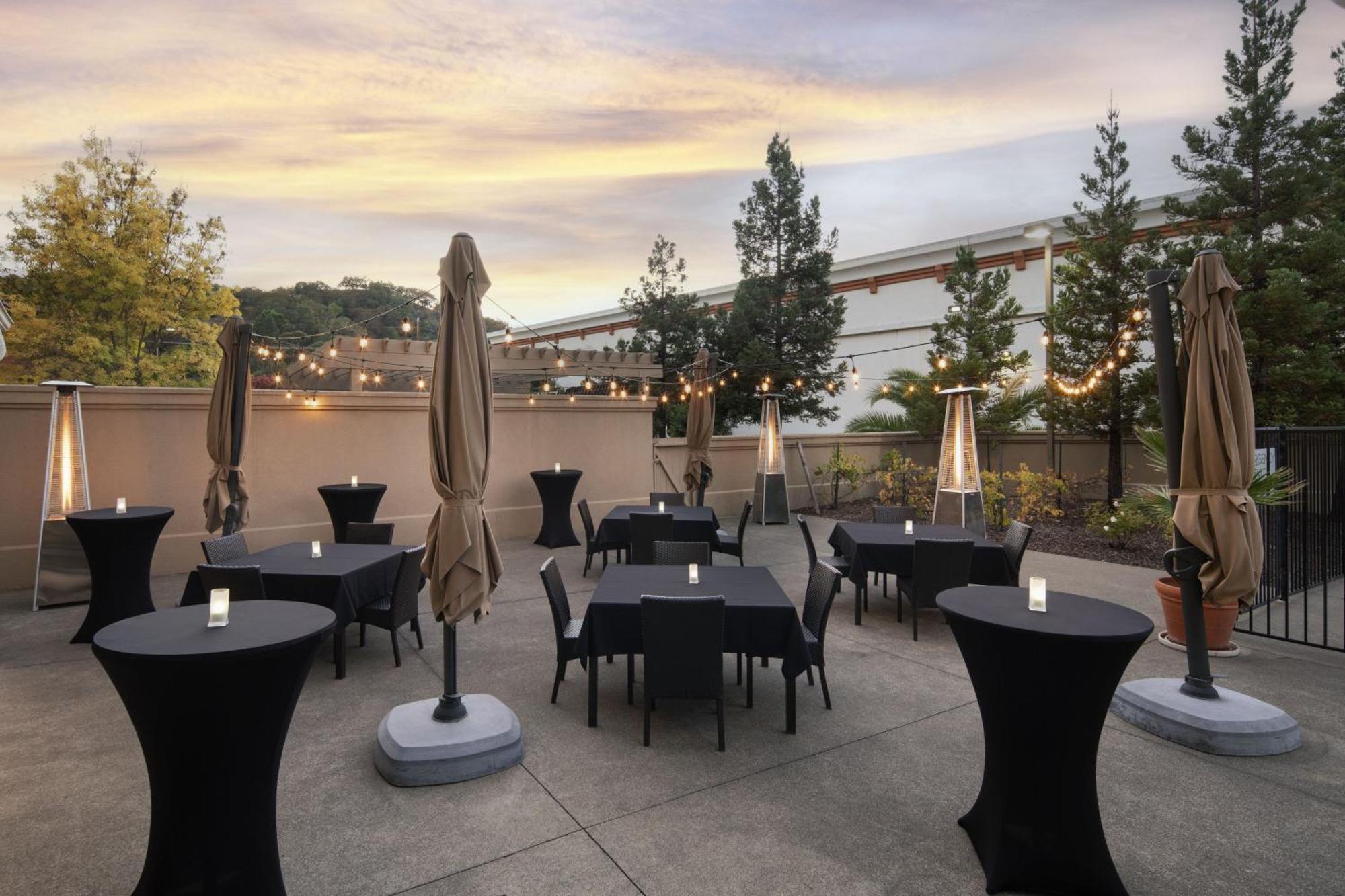 Hotel Courtyard Novato Marin/Sonoma Zewnętrze zdjęcie