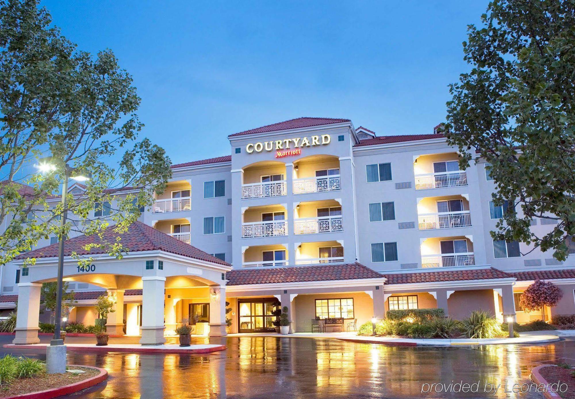 Hotel Courtyard Novato Marin/Sonoma Zewnętrze zdjęcie